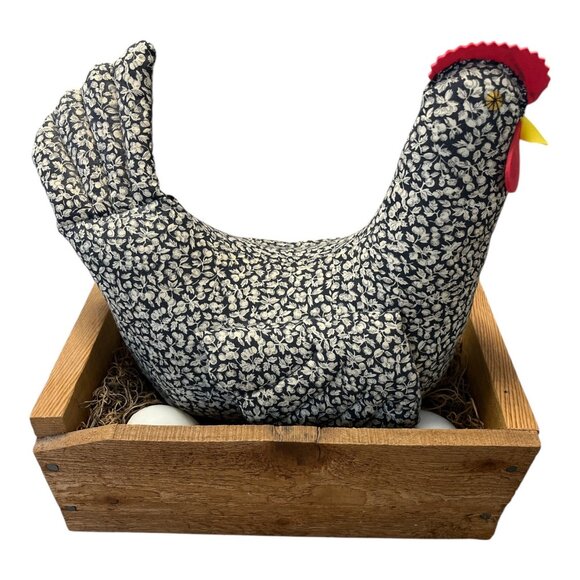 Vintage Handmade Fabric Hen in Wooden Nesting Box – Country Farmhouse Decor – St - Picture 3 of 5